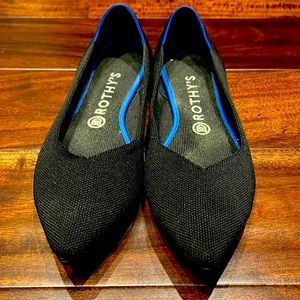 Rothy’s The Point Black